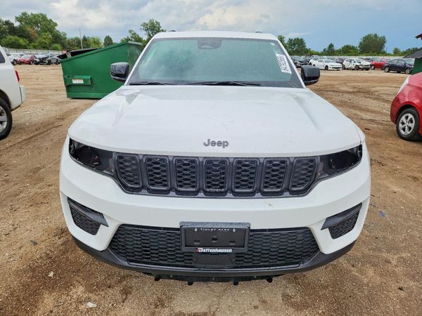 2025 JEEP GRAND CHEROKEE