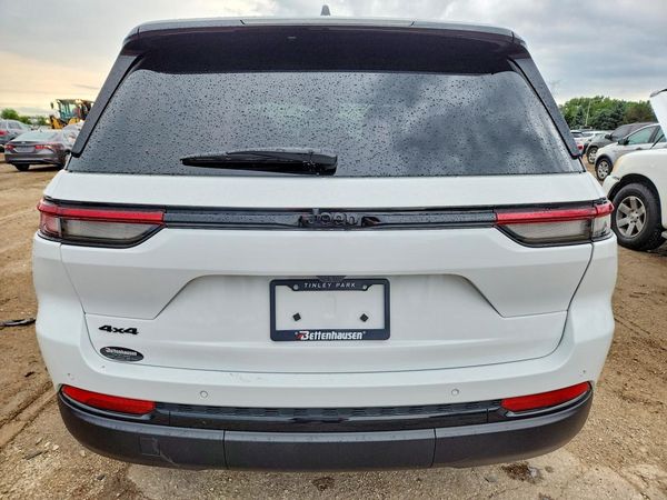 2025 JEEP GRAND CHEROKEE