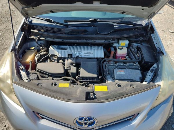 2012 TOYOTA PRIUS V TW