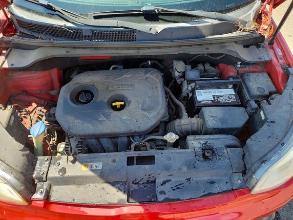 2015 KIA SOUL GLS(Middle grade) — Engine bay