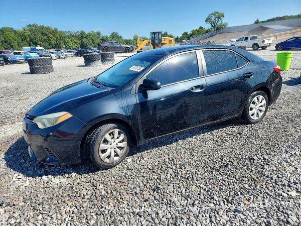 2015 TOYOTA COROLLA