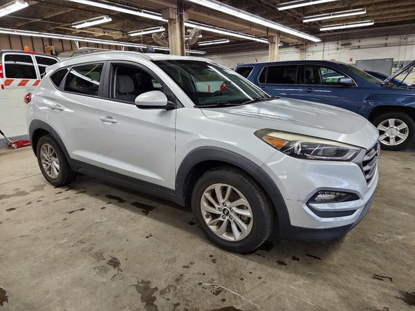 2016 HYUNDAI TUCSON
