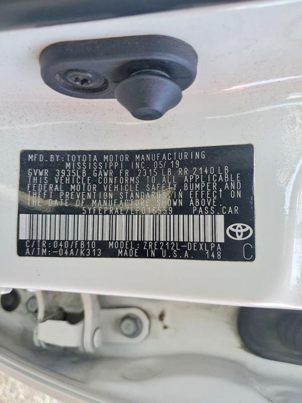 2020 TOYOTA COROLLA LE