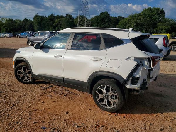 2023 KIA SELTOS EX