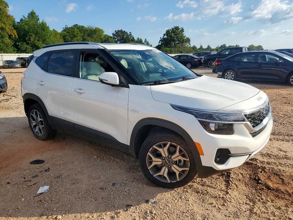 2023 KIA SELTOS EX