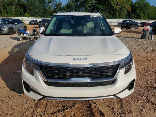 2023 KIA SELTOS EX