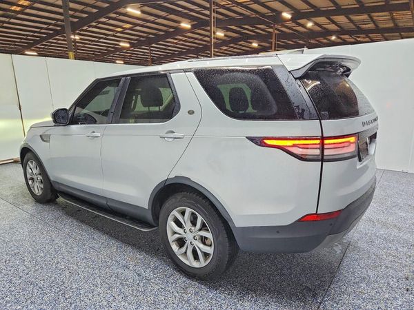 2019 LAND ROVER DISCOVERY SE