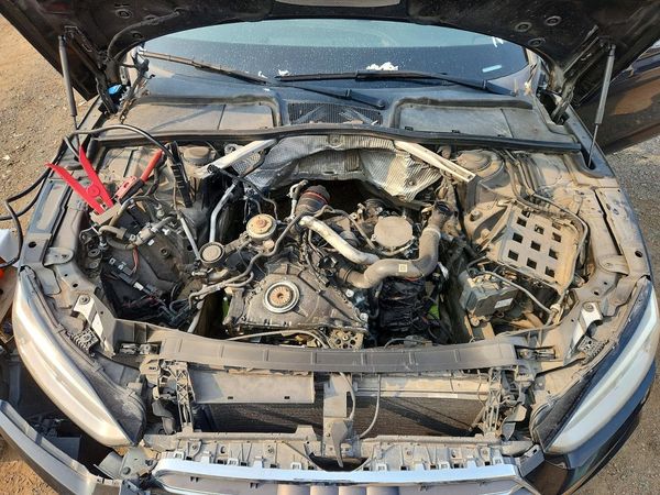 2018 AUDI S5/RS5 — Engine bay