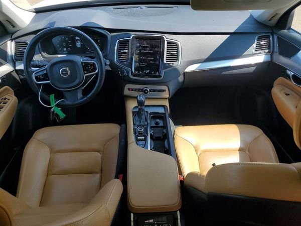 2016 VOLVO XC90 SV42 Momentum