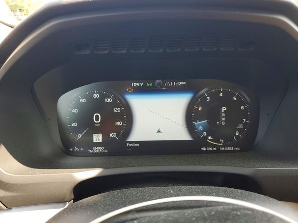 2016 VOLVO XC90 SV42 Momentum