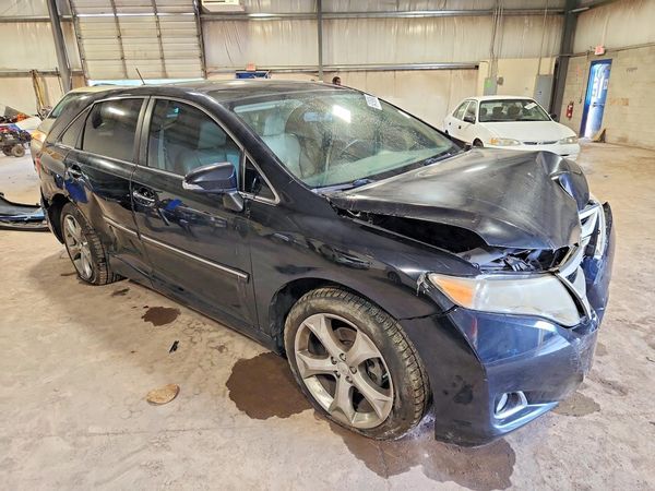 2014 TOYOTA VENZA XLE