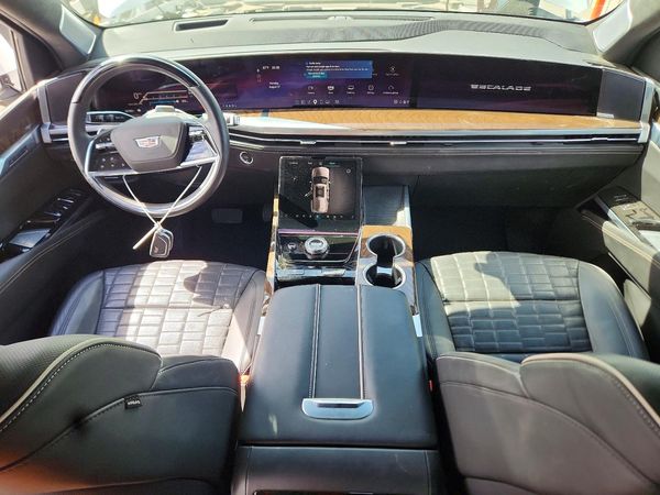 2025 CADILLAC ESCALADE E Sport Platinum