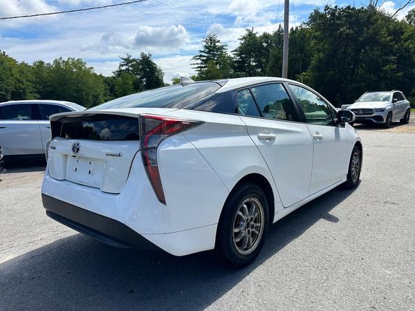 2018 TOYOTA PRIUS One/Two