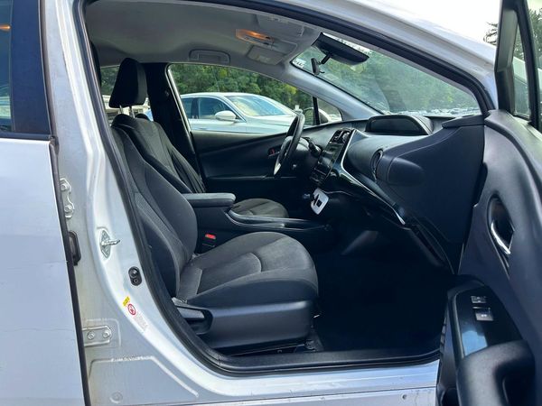 2018 TOYOTA PRIUS One/Two