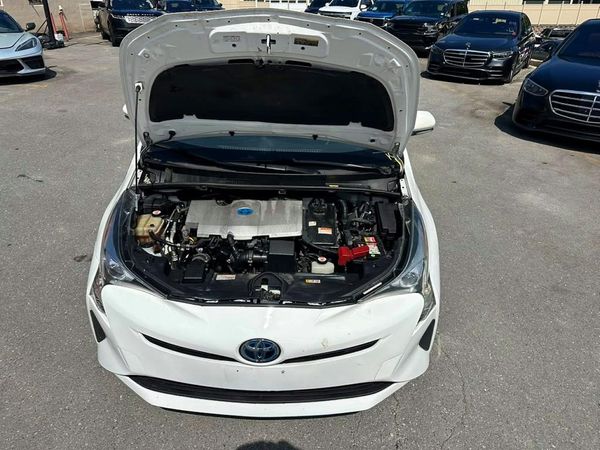 2018 TOYOTA PRIUS One/Two