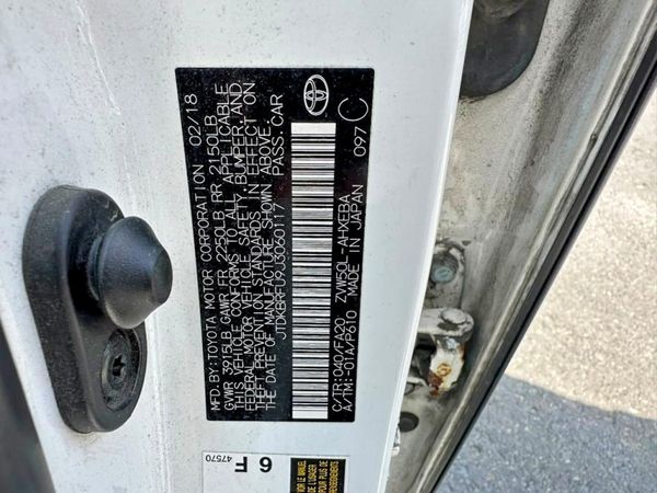 2018 TOYOTA PRIUS One/Two
