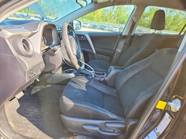 2016 TOYOTA RAV4 LE (X Grade)