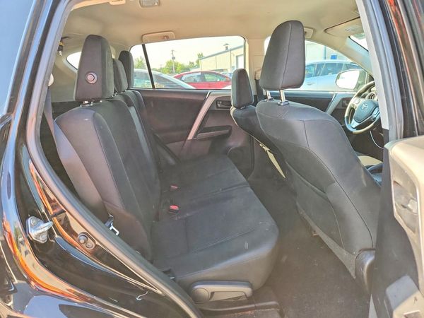 2016 TOYOTA RAV4 LE (X Grade)