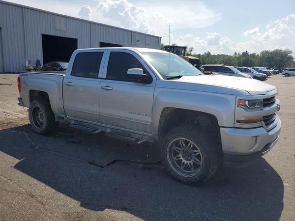 2018 CHEVROLET SILVERADO LT