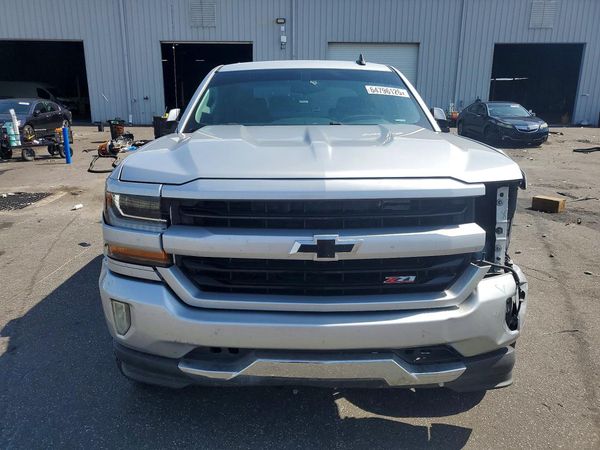 2018 CHEVROLET SILVERADO LT
