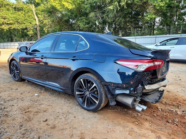2019 TOYOTA CAMRY XSE