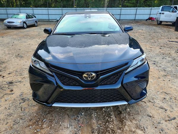 2019 TOYOTA CAMRY XSE