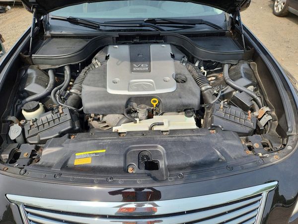 2013 INFINITI G37