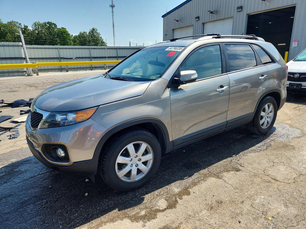 2013 KIA SORENTO Base / LX