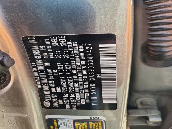 2013 KIA SORENTO Base / LX