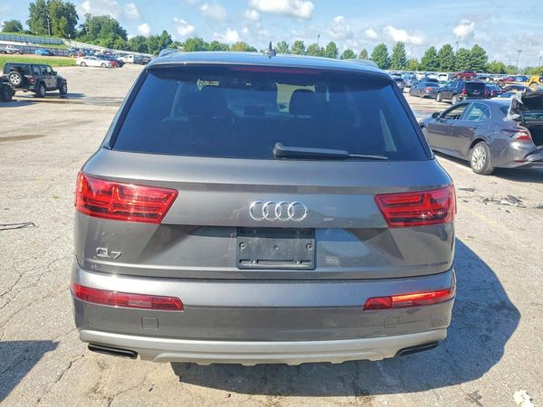 2019 AUDI Q7 quattro Prestige