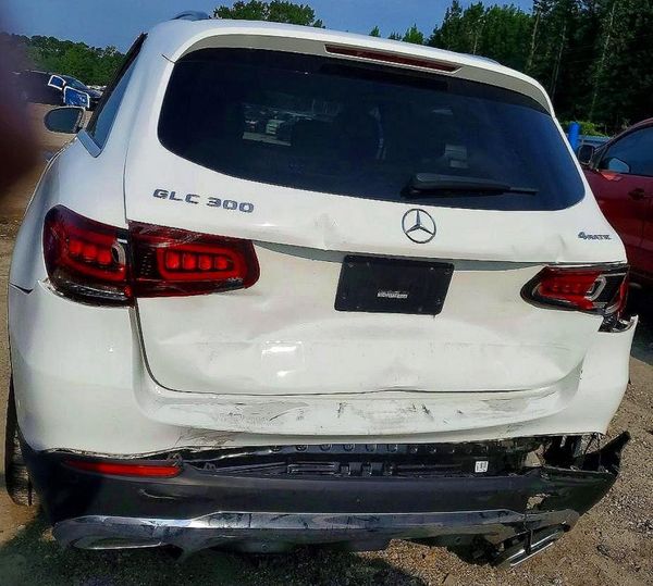 2022 MERCEDES-BENZ GLC GLC300 4MATIC