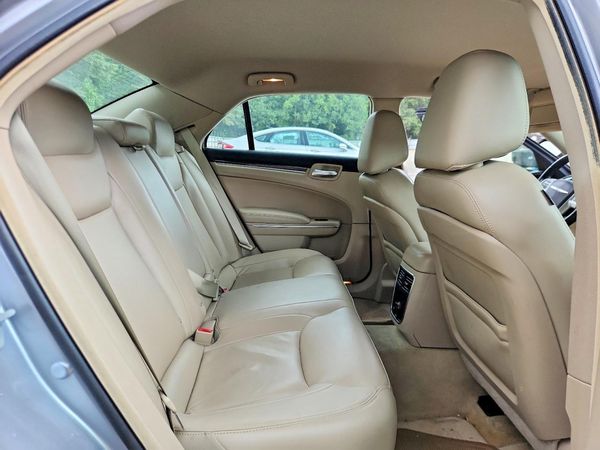 2014 CHRYSLER 300