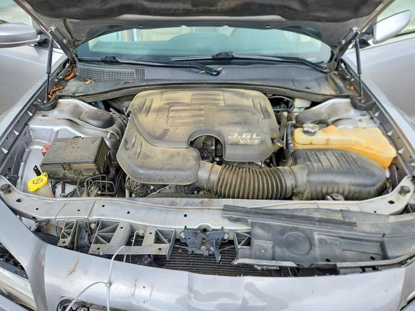 2014 CHRYSLER 300