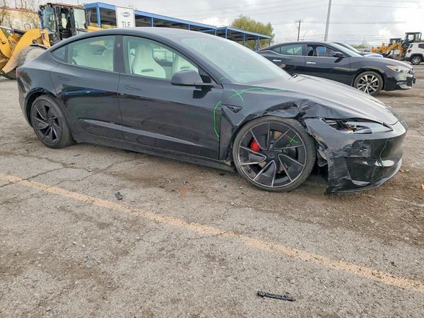 2026 TESLA MODEL 3