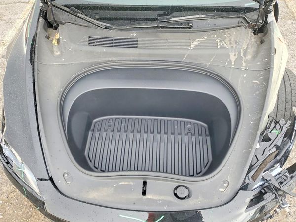 2026 TESLA MODEL 3