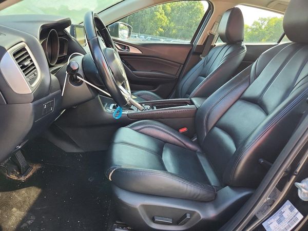 2018 MAZDA 3
