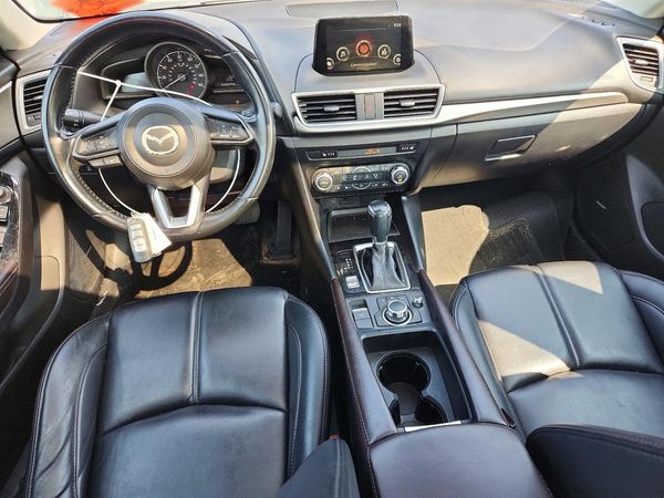 2018 MAZDA 3