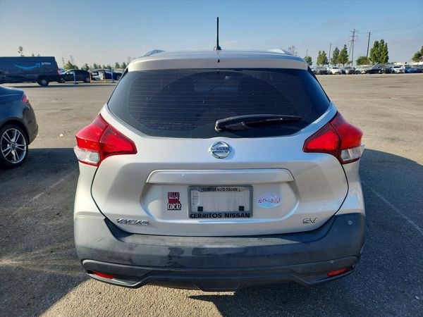 2019 NISSAN KICKS