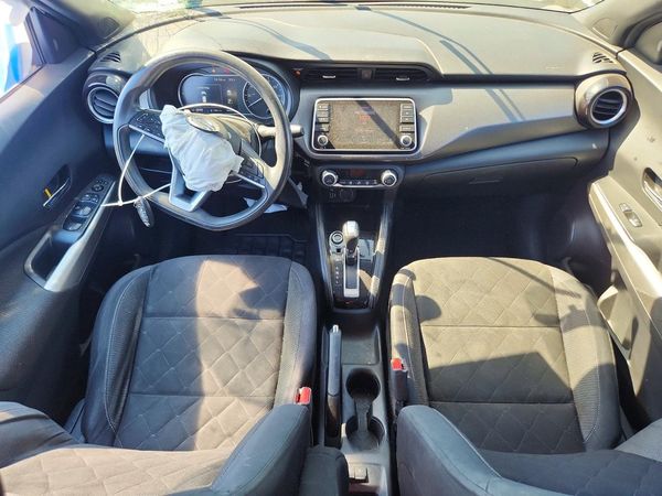 2019 NISSAN KICKS