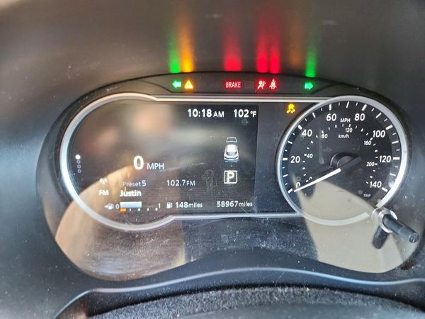 2019 NISSAN KICKS