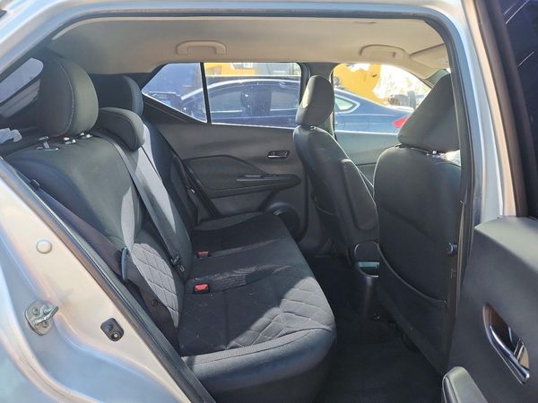 2019 NISSAN KICKS