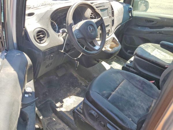 2019 MERCEDES-BENZ METRIS