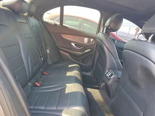 2016 MERCEDES-BENZ C C300