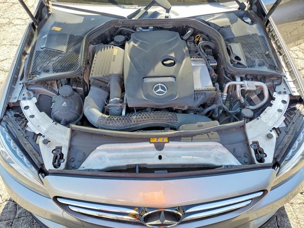 2016 MERCEDES-BENZ C C300