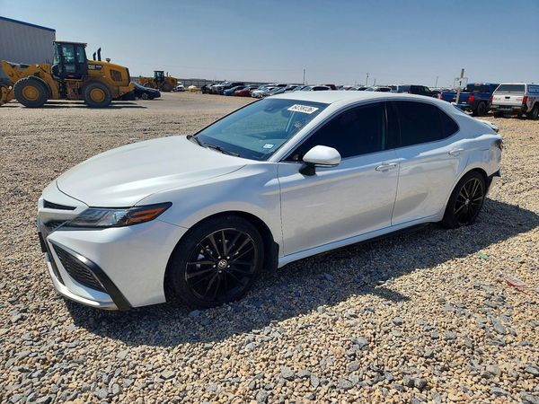 2023 TOYOTA CAMRY XSE