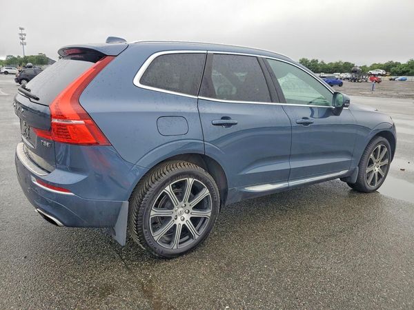 2020 VOLVO XC60 Inscription