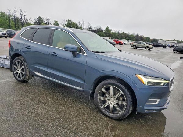 2020 VOLVO XC60 Inscription