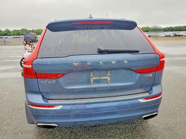 2020 VOLVO XC60 Inscription