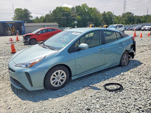 2021 TOYOTA PRIUS