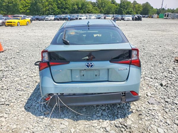 2021 TOYOTA PRIUS
